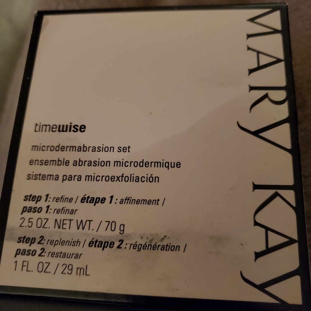Mary Kay Timewise microdermabrasion set